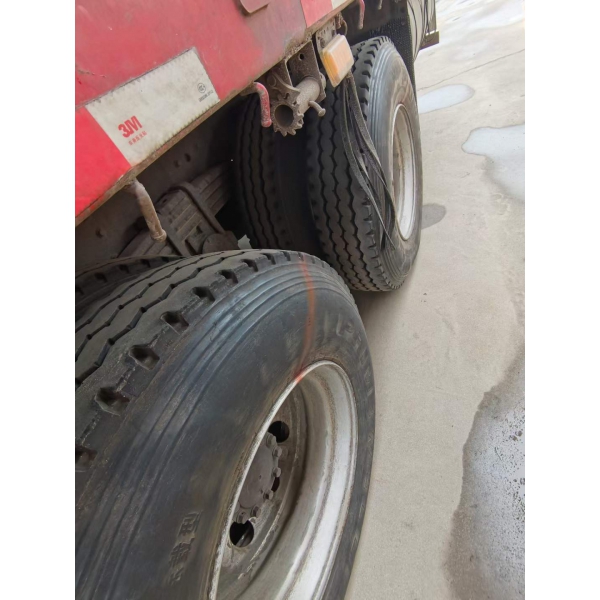 西安轮胎修补-上门更换各种型号轮胎-西安汽车救援